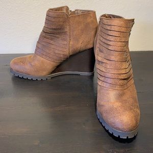 Sugar Wedge Ankle Boots 8M